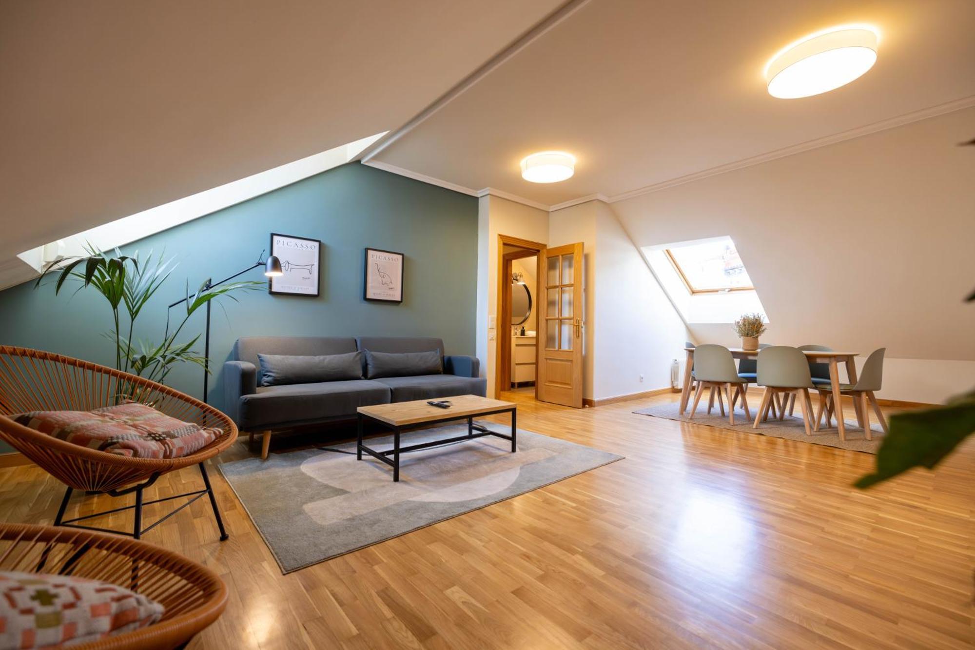 Atuaire Home La Merced En El Centro Historico De Burgos Parking Incluido Экстерьер фото