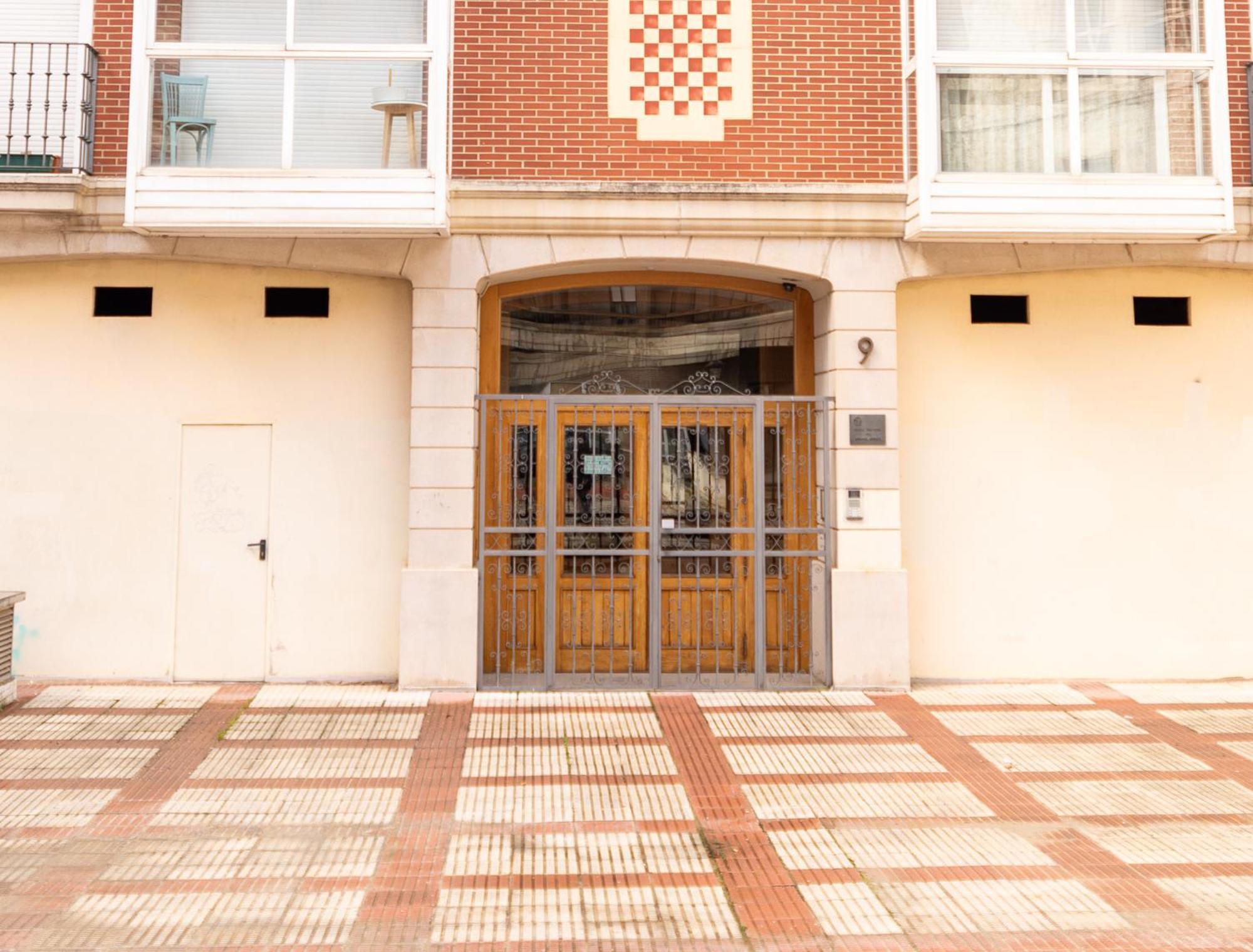 Atuaire Home La Merced En El Centro Historico De Burgos Parking Incluido Экстерьер фото